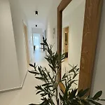 Διαμέρισμα Divina V 150 Meters From The *