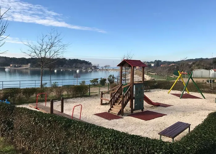 Divina V 150 Meters From The Apartman